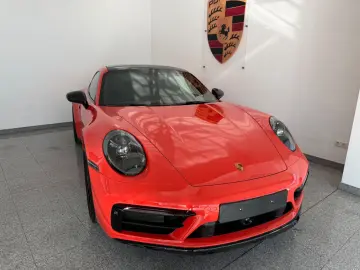 PORSCHE 992 GTS 4 -InnoDrive- Lift- 4 Radlenk- Pano -