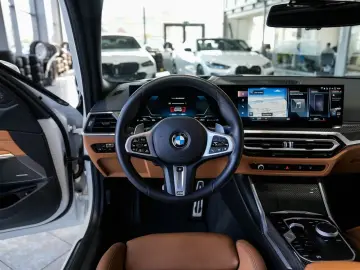 BMW 320d xDrive M Sport Glass Roof Memory