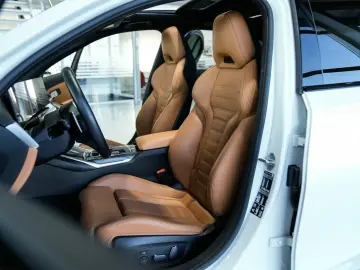 BMW 320d xDrive M Sport Glass Roof Memory