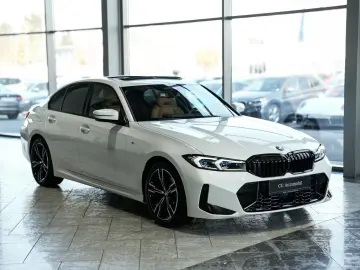 BMW 320d xDrive M Sport Glass Roof Memory