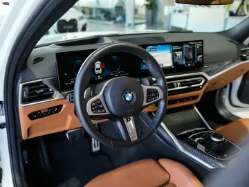 BMW 320d xDrive M Sport Glass Roof Memory