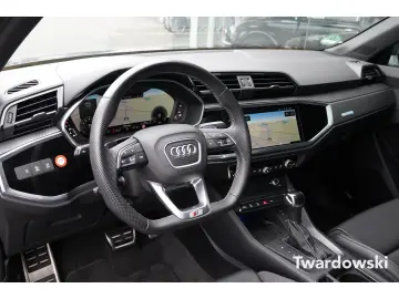 AUDI Q3 Sportback S line Keyless Matrix Pano ACC Kame