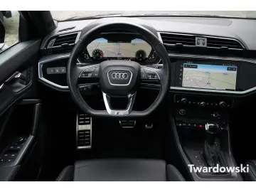 AUDI Q3 Sportback S line Keyless Matrix Pano ACC Kame