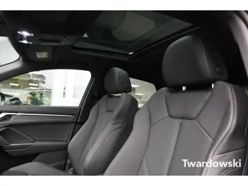 AUDI Q3 Sportback S line Keyless Matrix Pano ACC Kame