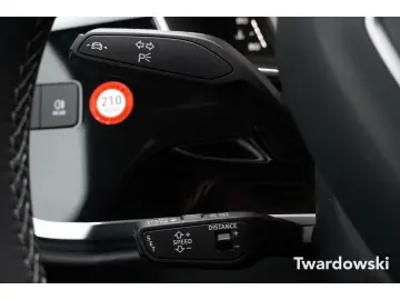 AUDI Q3 Sportback S line Keyless Matrix Pano ACC Kame