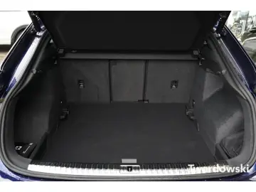 AUDI Q3 Sportback S line Keyless Matrix Pano ACC Kame