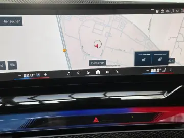 BMW M5 Lim Keramik Sitzlüftung ACC Panorama ACC B&W