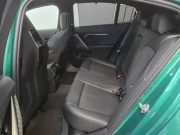 BMW M5 Lim Keramik Sitzlüftung ACC Panorama ACC B&W