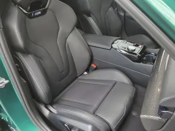 BMW M5 Lim Keramik Sitzlüftung ACC Panorama ACC B&W