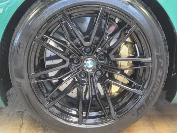 BMW M5 Lim Keramik Sitzlüftung ACC Panorama ACC B&W