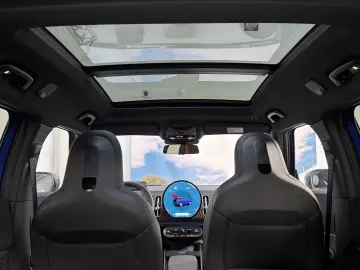 MINI Cooper C Countryman JCW Trim PackageL Pano ACC