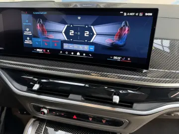 BMW X6 M Comp UPE194 AHK Sky B&W Massage Sitzlüftung