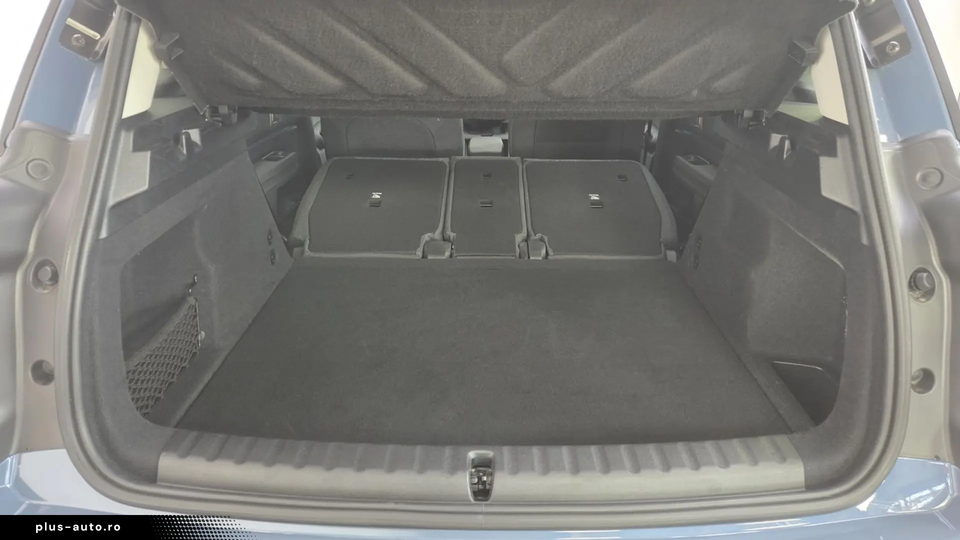 MINI Cooper C Countryman Essential Trim Paket S HUD