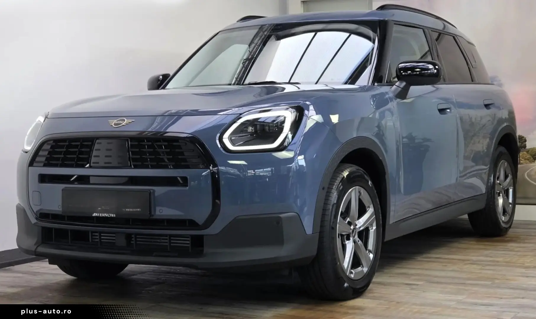 MINI Cooper C Countryman Essential Trim Paket S HUD