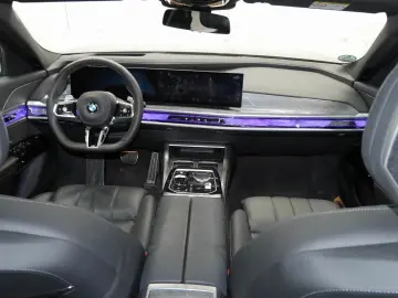 BMW 740d xDrive Limousine