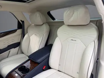 BENTLEY Bentayga Azure HYBRID BENTLEY BERLIN