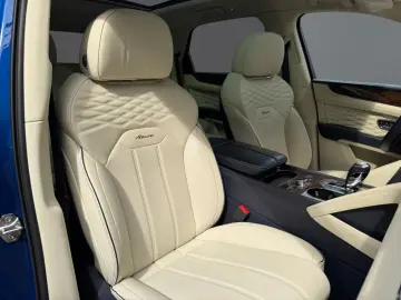 BENTLEY Bentayga Azure HYBRID BENTLEY BERLIN
