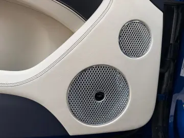 BENTLEY Bentayga Azure HYBRID BENTLEY BERLIN