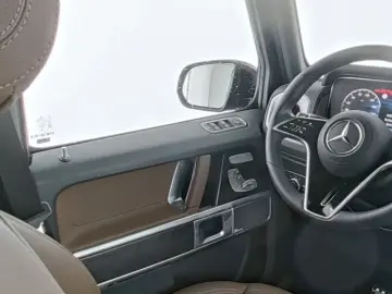 MERCEDES-BENZ G 450 d Exclusive Night Burmester