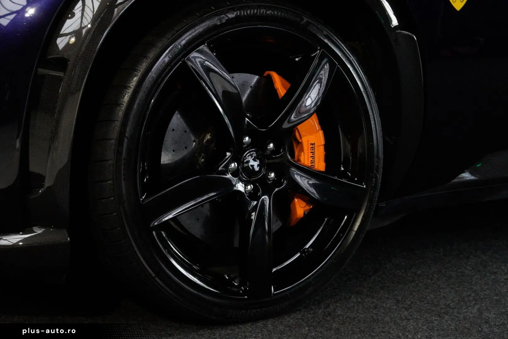 FERRARI Purosangue 6.5 V12 Carbon Burmester Atelier Mass