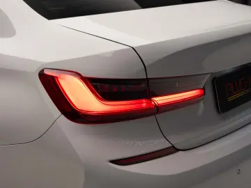 BMW 320d xDrive M Sport   H&K