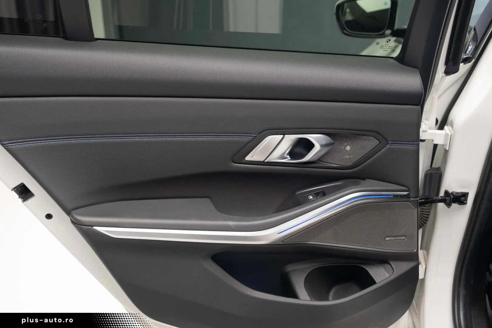 BMW 320d xDrive M Sport   H&K