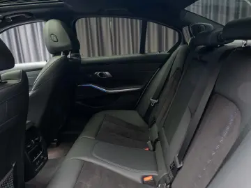 BMW 320d xDrive M Sport   H&K