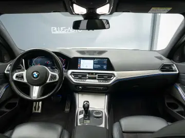 BMW 320d xDrive M Sport   H&K