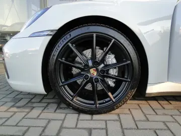 Porsche 992.1 CARRERA