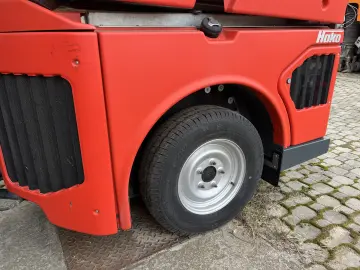 Hako CITYMASTER 1600 4x4 Maturatoare cu Aspirator