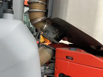 Hako CITYMASTER 1600 4x4 Maturatoare cu Aspirator