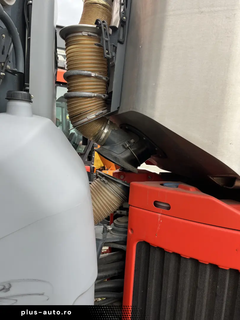 Hako CITYMASTER 1600 4x4 Maturatoare cu Aspirator