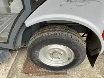 Hako CITYMASTER 1600 4x4 Maturatoare cu Aspirator