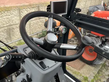 Hako CITYMASTER 1600 4x4 Maturatoare cu Aspirator