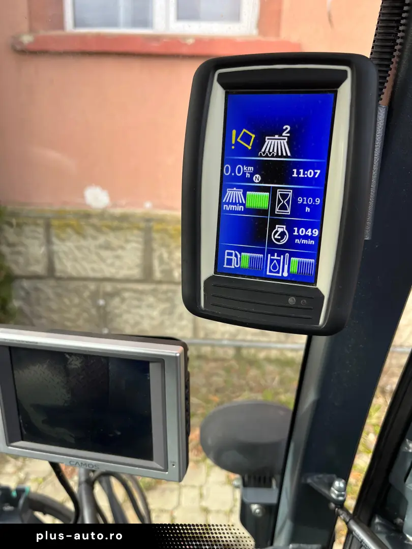 Hako CITYMASTER 1600 4x4 Maturatoare cu Aspirator