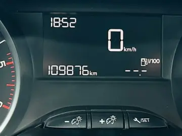 PEUGEOT 2008 2016 1.6D E6 Garantie 12 Luni Rate Avans 0 Doar