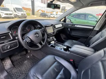 Volkswagen Touareg Gen-Ii-2010-2018