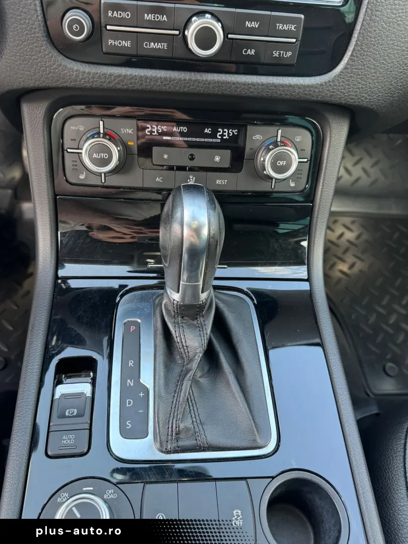 Volkswagen Touareg Gen-Ii-2010-2018