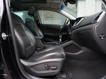 Hyundai Tucson Gen-Iii-2015-2020