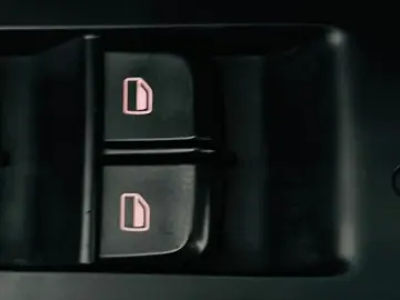 AUDI Q5 2010 2.0D E4 4X4 Garantie 12 Luni Rate Avans 0 Doar