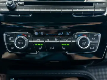 BMW X1 • 18D • XDRIVE • Sport Line Credit Rate