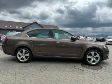 Skoda Octavia 2.0TDI DSG LED Keyless Carplay