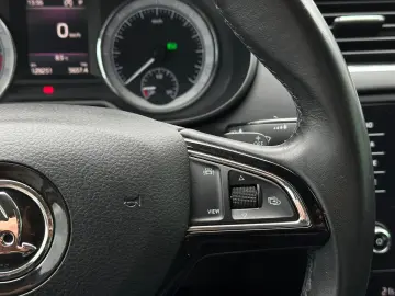 Skoda Octavia 2.0TDI DSG LED Keyless Carplay