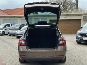 Skoda Octavia 2.0TDI DSG LED Keyless Carplay