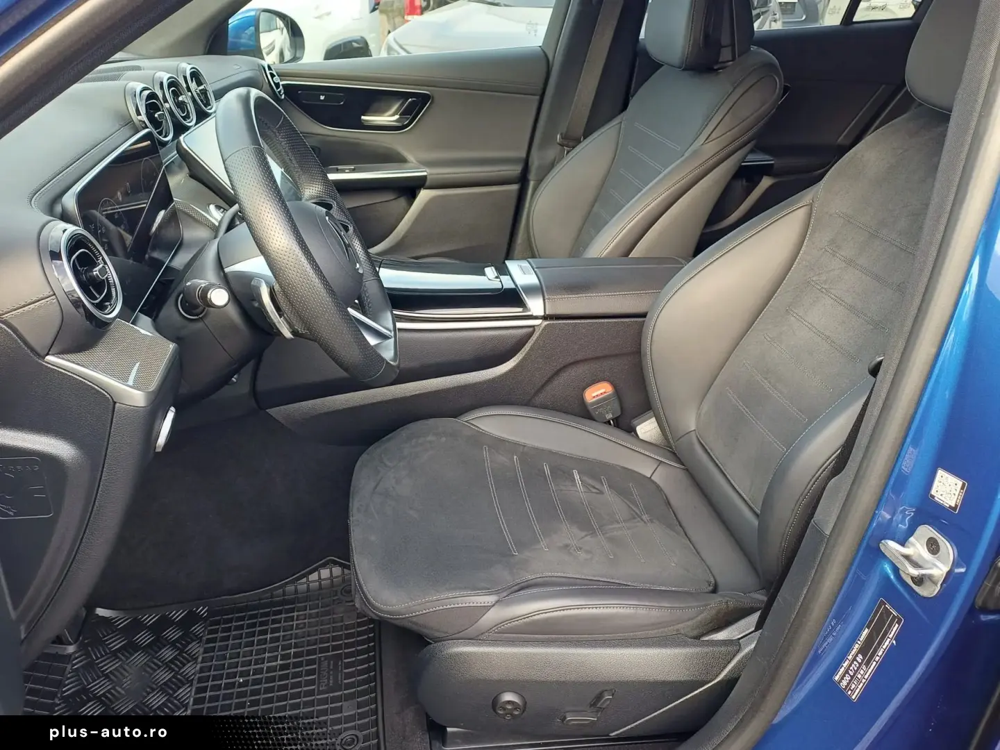 Mercedes-Benz GLC 300 d 4MATIC 269 CP MHEV