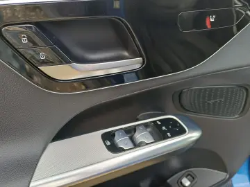 Mercedes-Benz GLC 300 d 4MATIC 269 CP MHEV