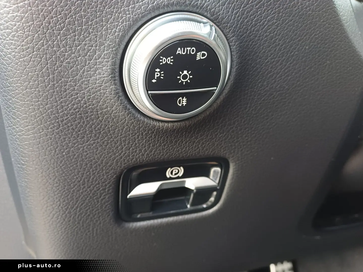 Mercedes-Benz GLC 300 d 4MATIC 269 CP MHEV