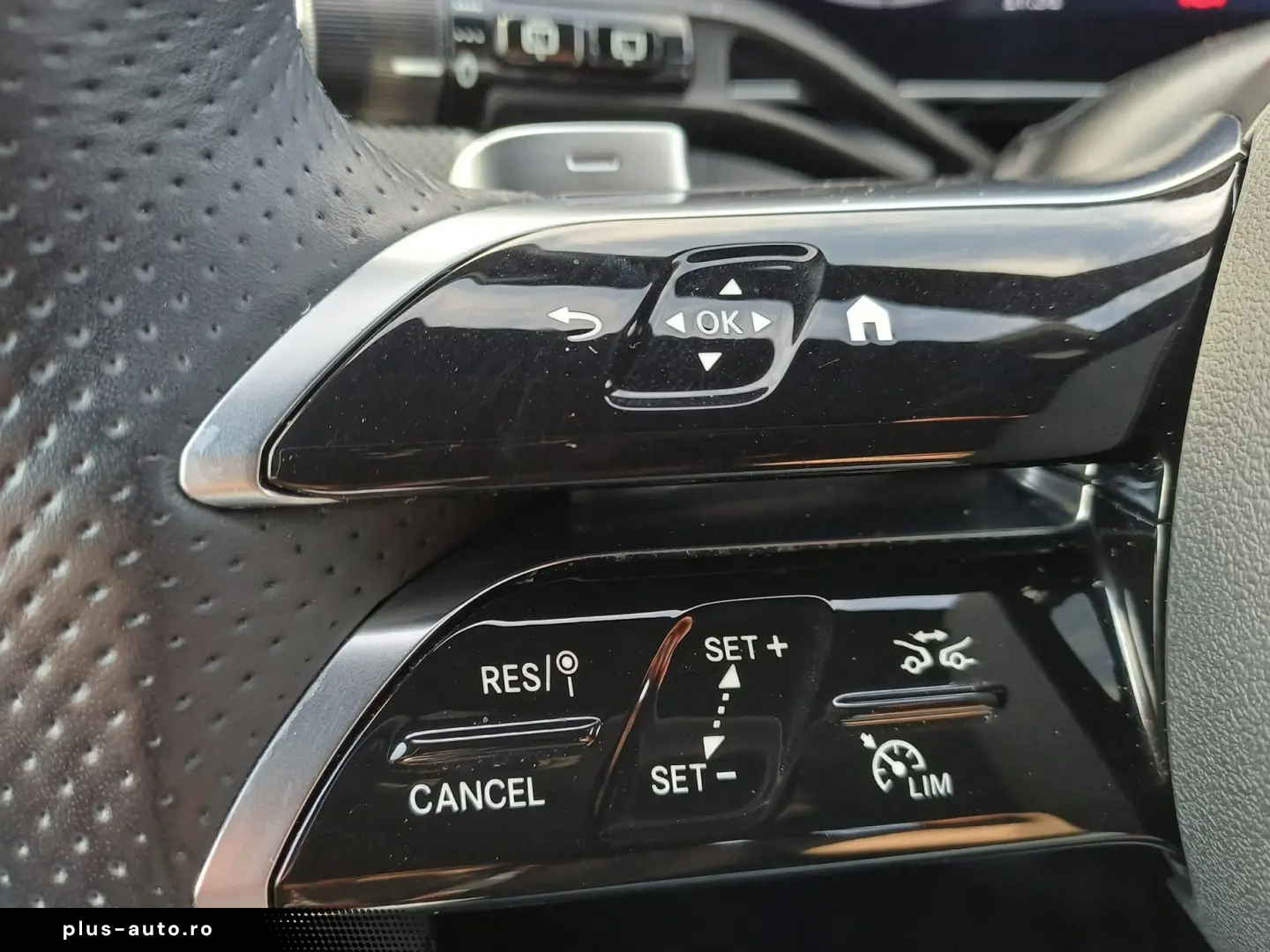 Mercedes-Benz GLC 300 d 4MATIC 269 CP MHEV