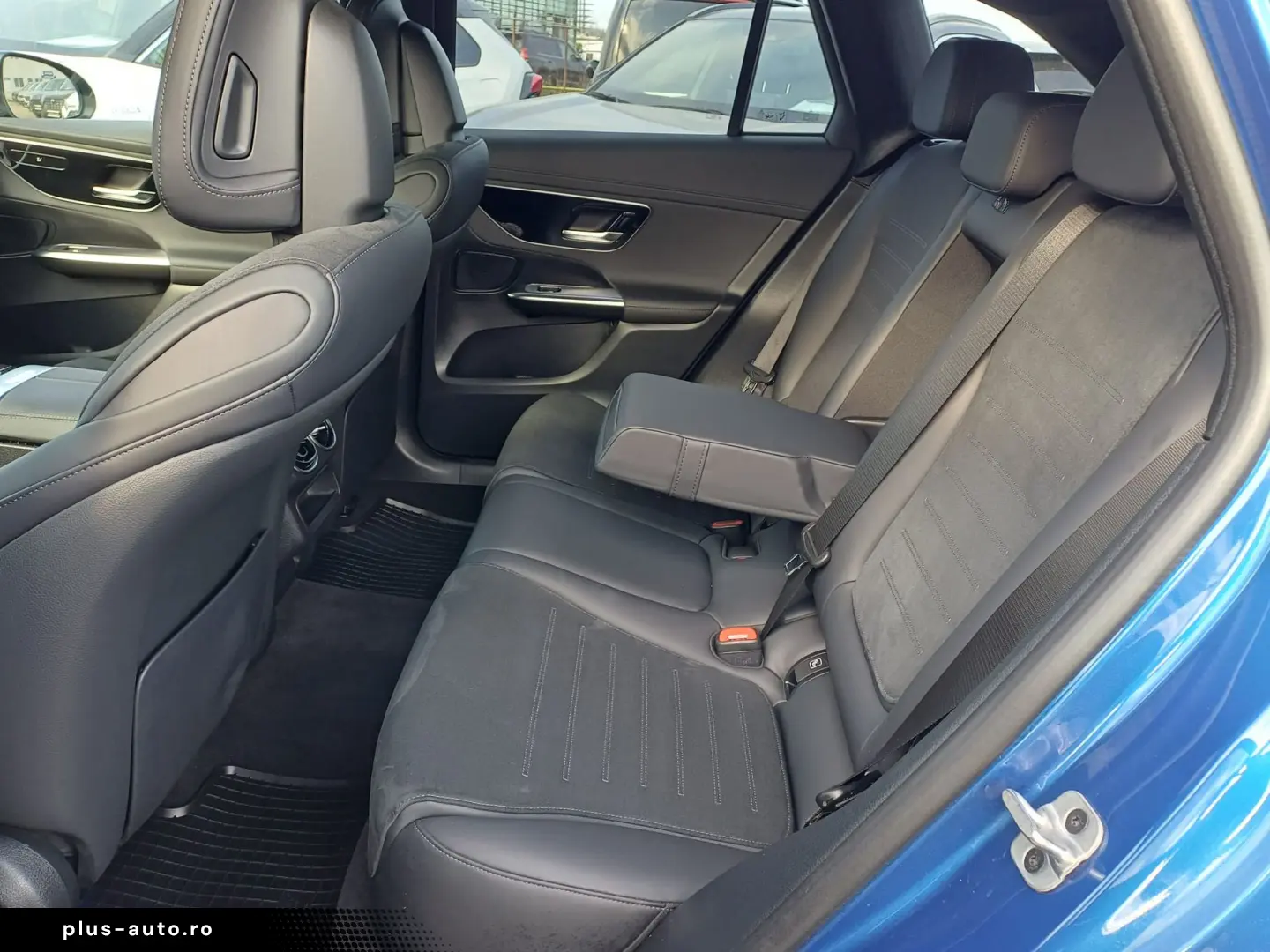 Mercedes-Benz GLC 300 d 4MATIC 269 CP MHEV