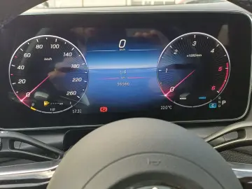 Mercedes-Benz GLC 300 d 4MATIC 269 CP MHEV